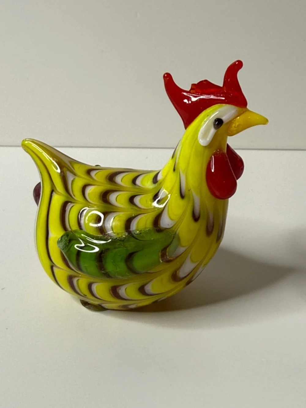 Imperfect Lenox Yellow Glass Chicken Figurine vintage brightly colored glass - Picture 3 of 13